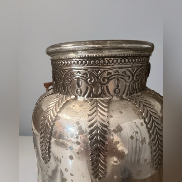 POTTERY BARN Madeline Filigree Mercury footed TALL silverplat Metal vase - Picture 5 of 9